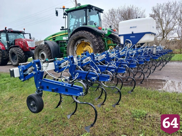 Саратовским аграриям презентовали многофункциональные плуги и агродроны